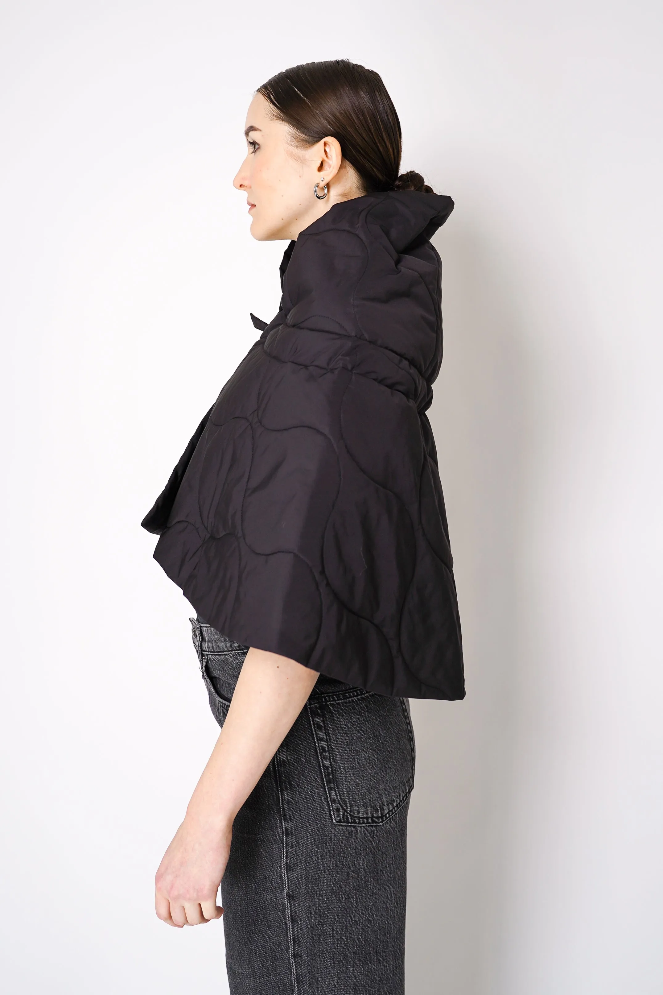 Pleats Please Issey Miyake Asteroid Insulated Cape in Black